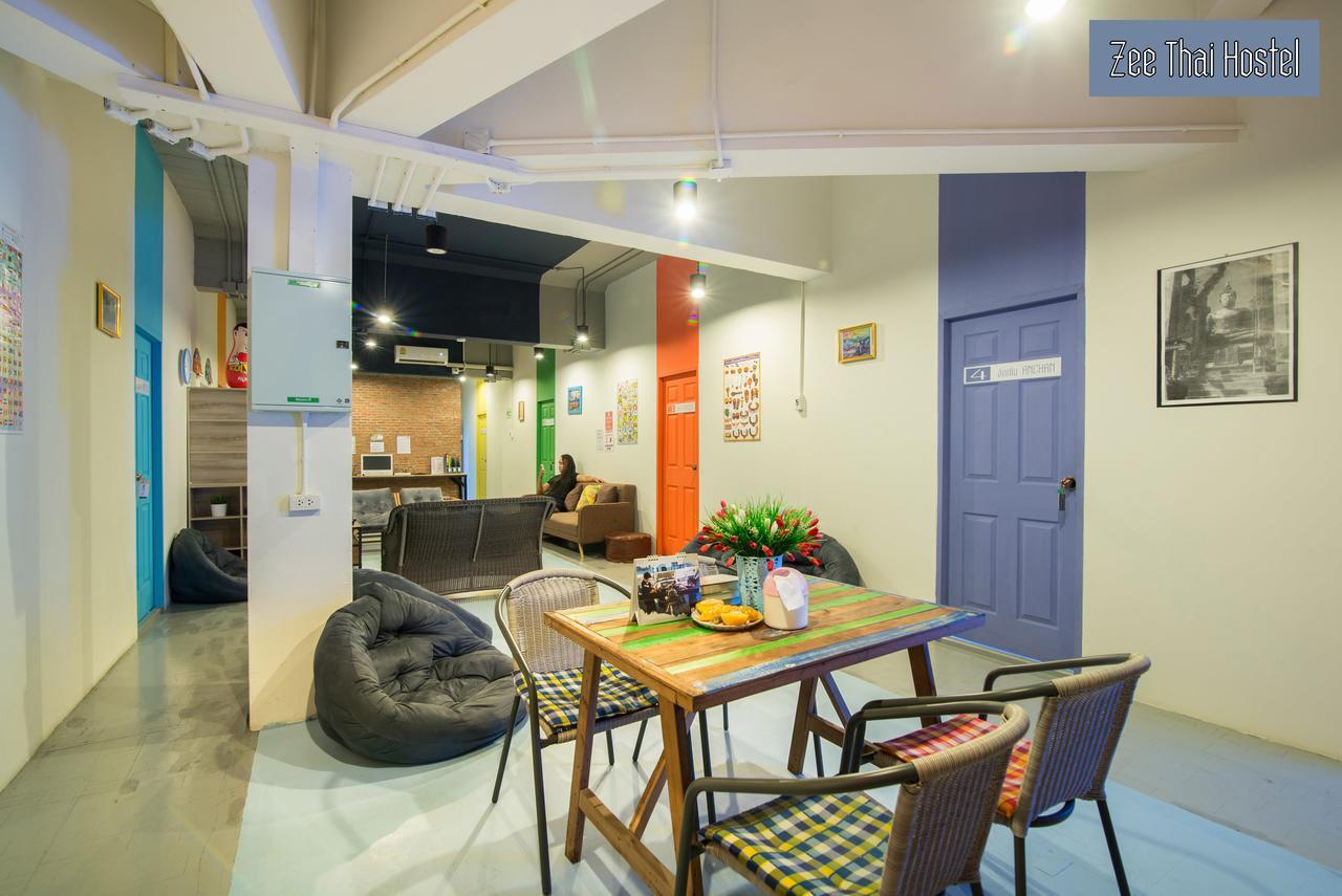 Zee Thai Hostel Банкок Екстериор снимка